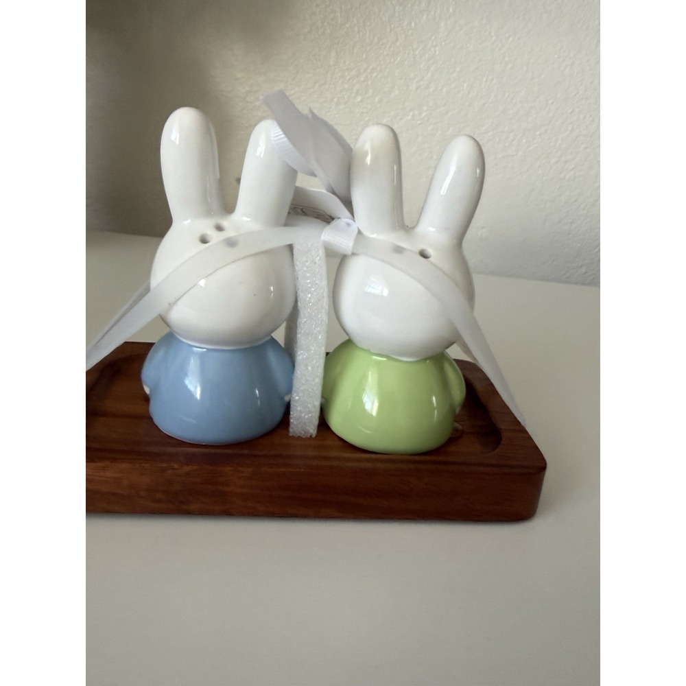 Miffy Salt And Pepper Shakers Pastel Green Light Blue Spring Easter Edition NWT - Picture 2 of 2